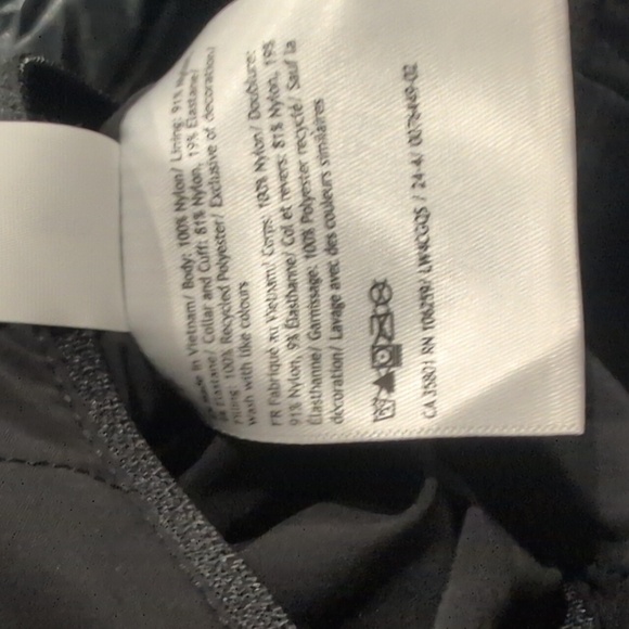 Lululemon Womens Reversible Insulated Bomber Jacket Black Like New - Picture 9 of 13